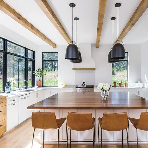 75 L-Shaped Kitchen with Window Backsplash Ideas You'll Love - June, 2024 | Houzz Affordable Windows, Replacement Windows, Home Window, Window Color, Mid Century Modern Kitchen, Window Replacement, White Ceiling, Wood Windows, Casement Windows