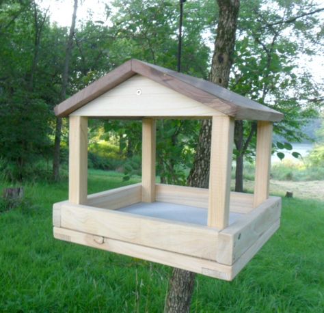 Ground Bird Feeder, Platform Bird Feeder, Squirrel House, Pallet Planters, Backyard Birds Feeders, Wood Pallet Planters, Wood Bird Feeder, Bird Feeder Plans, Wooden Bird Feeders