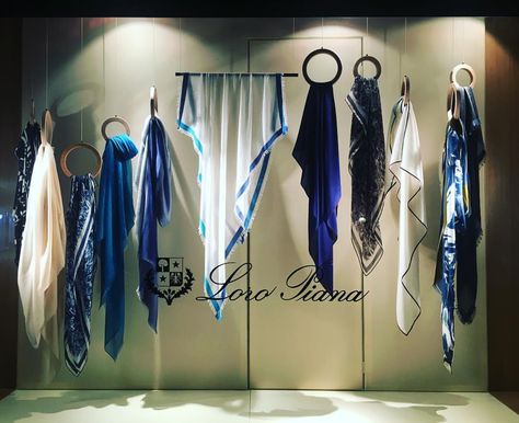 LORO PIANA, London, UK, "All Tied Up", photo by Window Shoppings, pinned by Ton van der Veer Scarf Hanging Ideas, Scarf Display Ideas, Fabric Shop Display, Luxury Window Display, Boutique Window Displays, Men Summer Fashion, Jewelry Shop Display, Fabric Store Design, Scarf Display