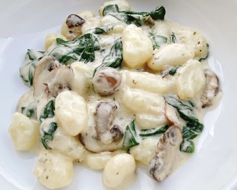 Mushroom Spinach Gnocchi with Creamy Boursin Sauce Boursin Gnocchi, Boursin Sauce, Vegemite Sandwich, Mushroom Gnocchi, Spinach Gnocchi, Shower Recipes, How To Cook Gnocchi, Potluck Side Dishes, Mushroom Spinach