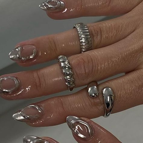 GEL X SPECIALIST | BELL GARDENS CA on Instagram: "⛓️⛓️⛓️                                            #nailart #nailinspo #goldchromenails #longnails      #rednails #downeynails #bellgardennails #pearlnails #pearlfrenchies" Gel Bubble Nails, Orb Nails, Nails Bubble, Gold Chrome Nails, Bubble Nails, Bell Gardens, Pearl Nails, Long Acrylic Nails, Nails Design