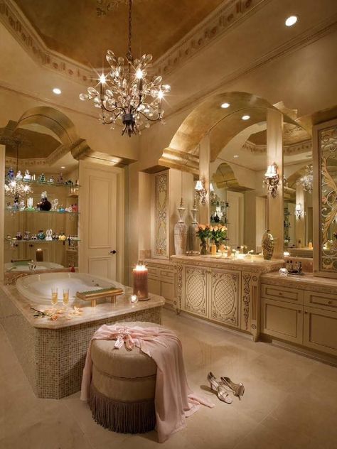 Dream Bathroom Luxury, Tuscan Bathroom, Hogwarts Dr, Elegant Minimalism, Dream Mansion, Dream Life House, Bloxburg Ideas, Tuscan House, Dr House