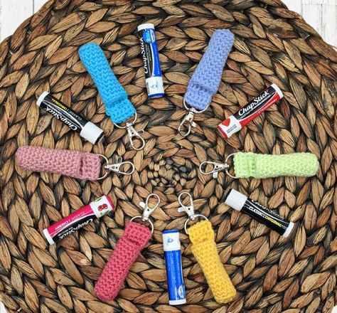 Crochet Keychain Pattern, Lip Balm Holder, Chapstick Holder, Pouch Pattern, Crochet Inspiration, Crochet Keychain, Dk Yarn, Crochet Videos, Crochet Gifts