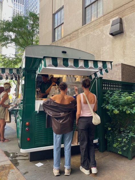 Ralphs Coffee Nyc Aesthetic, Horse Box Coffee Shop, Aesthetic Coffee Cart, Coffee Stand Aesthetic, Coffee Cart Aesthetic, Nyc Coffee Shop Aesthetic, Coffee Van Ideas Mobile Cafe, Nyc Fashion Aesthetic, Fashion Aesthetic Summer