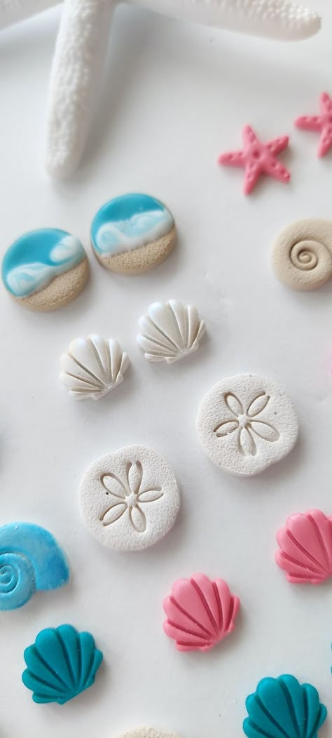 How to Make Adorable Clay Magnets: Step-by-Step Guide Paper Clay Crafts Ideas, Clay And Stone Jewelry, Clay Seashells Diy, Summer Air Dry Clay Ideas, Ocean Polymer Clay, Clay Shell Earrings, Beachy Polymer Clay Earrings, Polymer Clay Summer Ideas, Clay Shells Diy