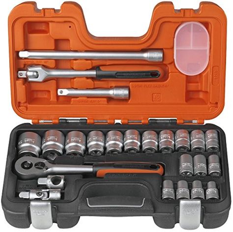 Socket Wrench Set, Steel Detail, Mechanic Tools, Wood Care, Socket Wrenches, Garage Equipment, Socket Set, Power Tool Accessories, Tool Storage