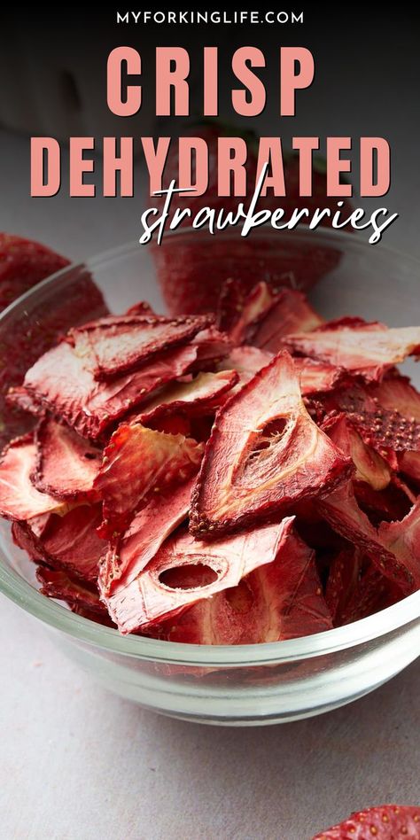 Experience the irresistible crunch and concentrated sweetness of Dehydrated Strawberries. This simple and healthy snack is made by drying fresh strawberries in the oven or a food dehydrator until they become perfectly crisp. Packed with natural flavor and nutrients, these homemade dehydrated strawberries are a convenient and delicious way to enjoy the taste of summer all year round. Strawberries In The Oven, Dehydrated Strawberries, Healthy Kid Friendly Meals, Strawberry Powder, Canned Food Storage, Food Dehydrator, Dessert For Two, Cold Desserts, Desserts For A Crowd