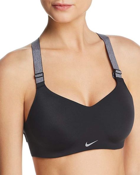 Nike Studio Strappy Sports Bra Workout Sports Bras, Nike Sports Bra Outfit, Sport Bra Outfits, Cute Sports Bras, Gym Fashion Women, Looks Adidas, Sports Bra Outfit, Bra Outfit, Sports Wear Fashion