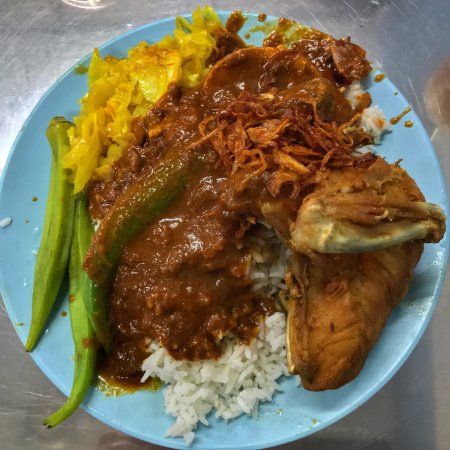 Nasi kandar beratur, Penang Island - Restaurant Reviews & Photos - TripAdvisor Penang Aesthetic, Nasi Kandar, Malaysia Resorts, Island Restaurant, Travel Malaysia, Penang Island, Malaysian Cuisine, Malaysian Food, Restaurant Review