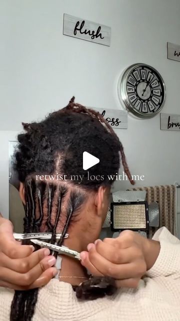 Link to the hair beauty world✨ on Instagram: "Retwist locs tutorial✨ Cr TT munym1 Follow for more about hair🙌 🌿𝗦𝗽𝗿𝗶𝗻𝗴 𝗦𝗮𝗹𝗲, 𝗨𝗽 𝘁𝗼 $𝟲𝟬 𝗼𝗳𝗳 ❤️𝟒 𝐢𝐧𝐭𝐞𝐫𝐞𝐬𝐭—𝐟𝐫𝐞𝐞 𝐩𝐚𝐲𝐦𝐞𝐧𝐭 𝐰𝐢𝐭𝐡 𝐊𝐥𝐚𝐫𝐧𝐚 @linktohairofficial . . . #linktohair#kinkyhair#kinkystraight#kinkycurly#gluelesswig#4chairstyles#4chair#hdlace#hdlacewig#trendy#wigslay#lacewigs#hairinspo#wigs#hairstyle#blackgirlsrock#hairtutorial#viral#explore#explorepage#tiktok#hairextensions#tips#trending#fyp#braids#sharing#foryou#locs#locstyles" Diy Locs Tutorials, Diy Retwist Locs, Loc Retwist Tutorial, Retwist Tutorial, Retwisting Locs Tutorials, Retwisting Locs, How To Retwist Locs, 60 Locs, Locs Retwist