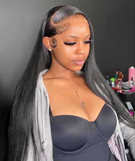 Side Part Wig, Wig Installs, Deep Side Part, Track Hairstyles, Quick Weave Hairstyles, Braided Cornrow Hairstyles, Hair Idea, Frontal Hairstyles, Pretty Braided Hairstyles