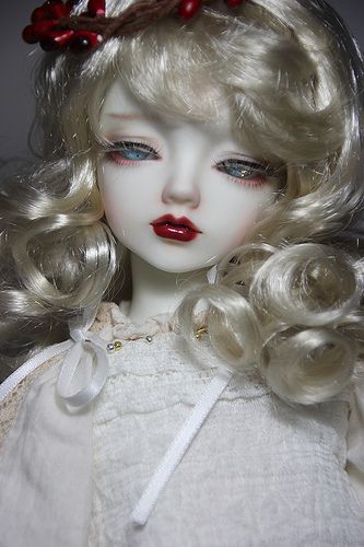 Porcelain Doll Collection, Victorian Doll Makeup, Barbie Doll Aesthetic, Porcelain Doll Aesthetic, Fairy Lady, Porcelain Doll Makeup, Doll Eye Makeup, Doll Aesthetic, Doll Makeup