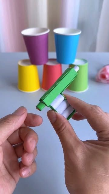 Cute Diy Paper Crafts, Mini Origami, Nifty Crafts, Quick And Easy Crafts, Cute Easy Doodles, Paper Craft Videos, Instruções Origami, Fun Crafts To Do, Easy Paper Crafts Diy