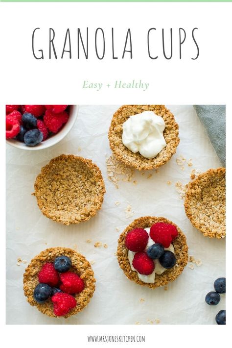 Healthy Mothers Day Breakfast, Granola Cups With Yogurt, Granola Ideas, Muesli Cups, Breakfast Granola Cups, Simple Granola, Oat Bowl, Healthy Treats For Kids, Yogurt Making