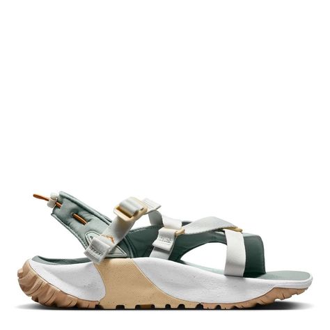 Oneonta sandals in mica green Sage Green Sandals, Nike Oneonta, Best Walking Sandals, Teva Sandals, Sporty Sandal, Green Sandals, Comfy Sandals, Hiking Sandals, Walking Sandals