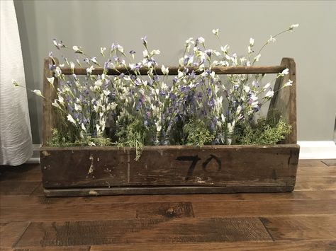 Vintage Wood Tool Box Decor, Toolbox Centerpiece Ideas, Decorating With Old Wooden Tool Boxes, Toolbox Decoration Ideas, Wooden Toolbox Decor, Old Toolbox Decor Ideas, Old Wooden Toolbox Ideas, Vintage Tool Box Decor Ideas, Antique Tool Box Decor Ideas