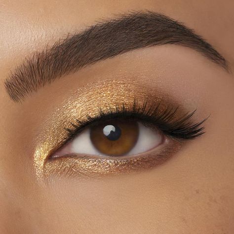 Soft Smokey Eye, Glitter Spray, Eye Brightener, Gold Eyeshadow, Single Eyeshadow, Unicorn Hair, Gold Eyes, Prom Makeup, Makeup Eyeliner