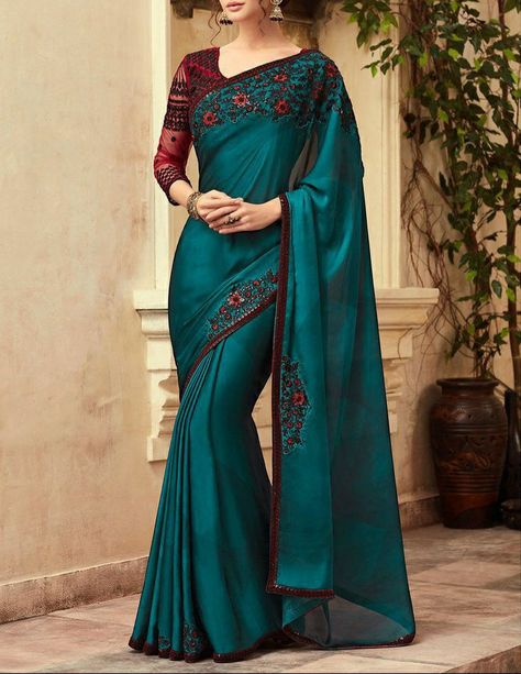 Indian Formals, Classic Saree, Party Wear Sarees Online, Indian Saris, Saree Beautiful, Blue Silk Saree, Banarsi Saree, Modern Saree, Saree Poses