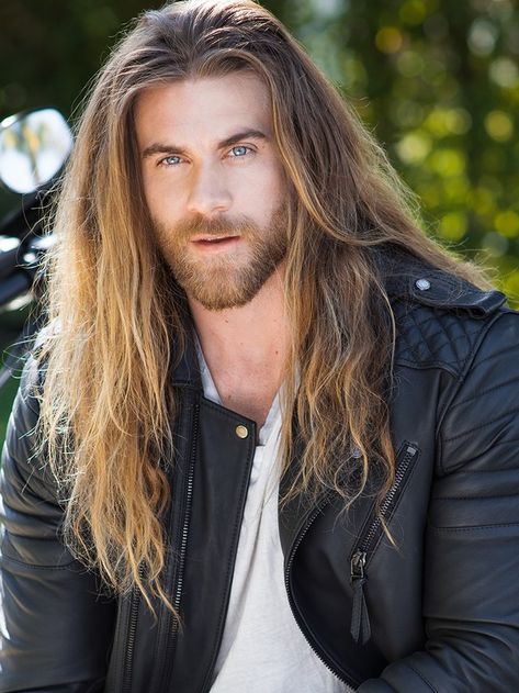 Cremo Brock O'Hurn Beard Header Viking Looking Men, Brock O Hurn, Wolverine Beard, Blonde Viking Man Aesthetic, Hot Viking Men, Brock Ohurn, Hot Bearded Viking Men, Man Bun, Long Beards