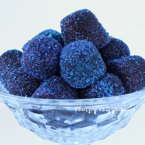 Blueberry candy recipe Gumdrop Recipe, Blueberry Candy, Blueberry Balsamic, Candy Recipe, Sweets Candy, Homemade Candy, Blue Food, Gum Drops, Homemade Candies