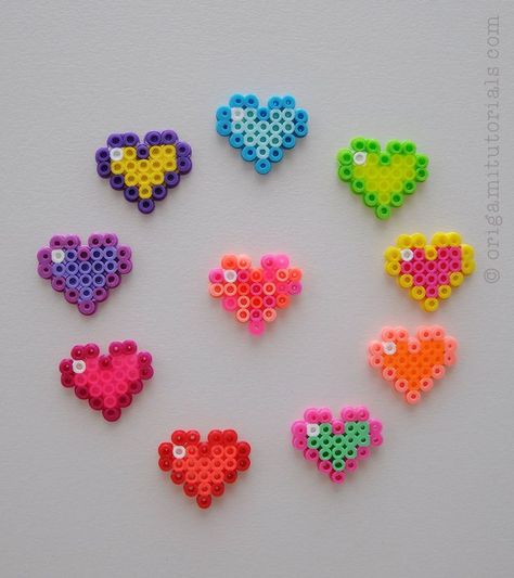 Hamma Beads Ideas, Easy Perler Bead Patterns, Melty Bead Patterns, Pearl Beads Pattern, Easy Perler Beads Ideas, Fuse Bead Patterns, Art Perle, Hama Beads Design, Perler Bead Designs