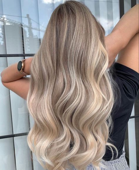 Blonde Light Brown Hair, Baylage Hair, Balayage Straight Hair, Blonde Hair Goals, Beige Blonde Hair, Perfect Blonde Hair, Bright Blonde Hair, Fall Blonde Hair, Summer Blonde Hair