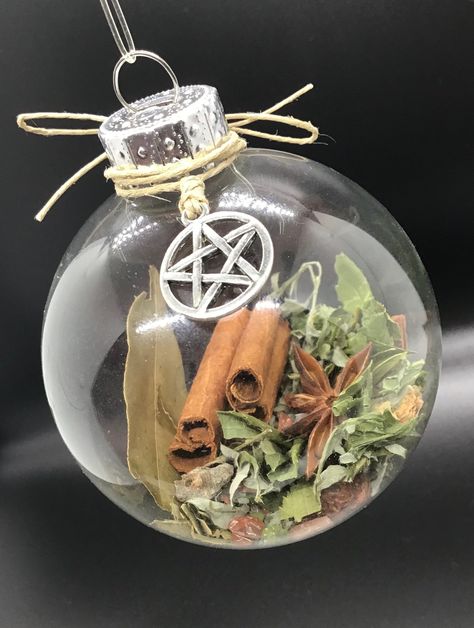 Witch Crafts To Sell, Diy Gifts For Witches, Diy Wiccan Crafts, Witchy Christmas Ornaments Diy, Diy Crystal Ball, Protection Witch Ball Diy, Witch Ball, Witch Balls, Witch Balls Diy Christmas Ornament