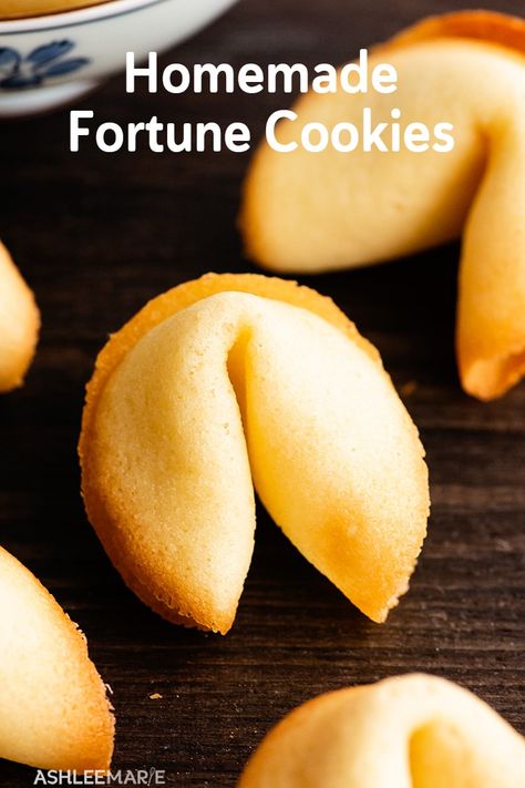 These custom fortune cookies are perfect for the Chinese New Year or anything else you can think of! Easy to make with a subtle flavor and a great crunch. #chinesenewyear #fortunecookie #chinesetakeout #ashleemarierecipes #customfortunecookies Vietnamese Cookies, Chinese New Year Treats, Chinese Cookies Recipe, Vegan Fortune Cookies, Panda Express Fortune Cookies, New Years Fortune Cookies, Chinese New Year Cookies Recipes, Chinese Almond Cookies Recipes Easy, Homemade Fortune Cookies Easy