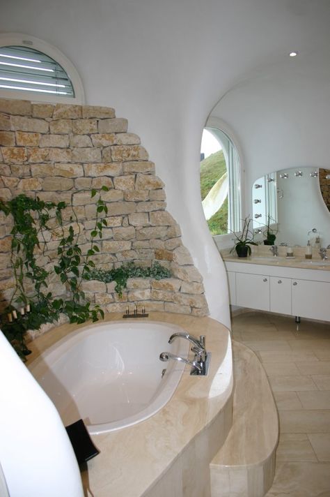 Peter Vetsch's Earth House... in Switzerland. Energy Saving Eco Friendly....I like the bathtub. Sustainable Houses, Earth Sheltered Homes, Casa Hobbit, Earth House, Earth Bag Homes, Earthship Home, Earth Sheltered, Natural Homes, Underground Homes