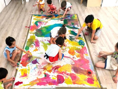 Group Painting Project, Group Painting Ideas, Group Art Projects For Kids, Collaborative Art Projects For Kids, Painting Together, Group Painting, Painting Ideas For Kids, Kids Art Studio, Group Art Projects