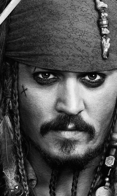 Jonny Depp Sketches, Celebrity Portraits Drawing Sketch, Captain Jack Sparrow Drawing, Jack Sparrow Portrait, Drawing Johnny Depp, Johnny Depp Jack Sparrow, Sketches Black And White, Pirate Portrait, Jack Sparrow Drawing