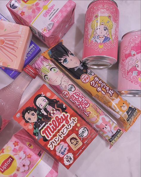 Snacks Japonais, Tea Japan, Japan Snacks, Korean Snacks, Kawaii Cooking, Asian Snacks, Cute Snacks, Japanese Candy, Japan Aesthetic