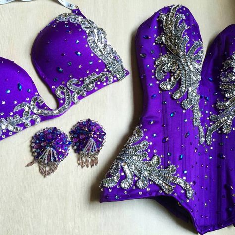 ASPHYXIA COUTURE Purple Burlesque, Classic Burlesque, Burlesque Dress, Burlesque Fashion, Burlesque Outfit, Showgirl Costume, Burlesque Corset, Dancing Costumes, Corset Costumes