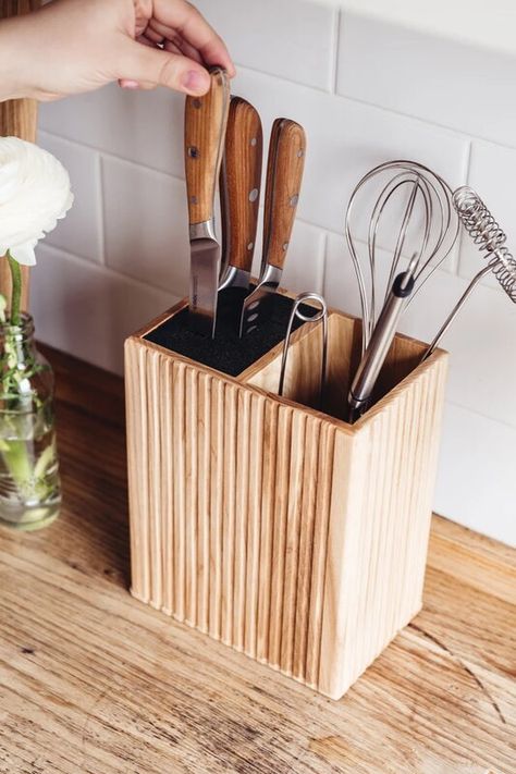 Heirol Woody knife block/utensil holder, ash Wooden Knife Block, Knife Kitchen Storage, Knife Stand Kitchen, Modern Utensil Holder, Knives Storage Ideas, Wooden Kitchen Utensils Decor, Knife Holder Ideas, Knife Holder Diy, Knife Block On Counter