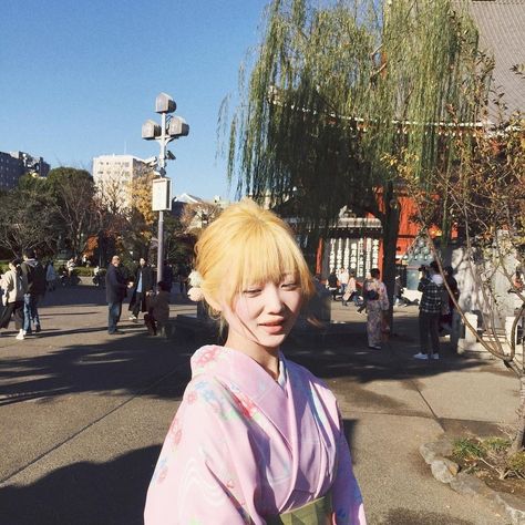 Kimono Hairstyle, Kimono Girl, Yukata Kimono, Girl Korean, Japanese Makeup, Anime Hair, Current Styles, I Love Girls, Korean Hairstyle