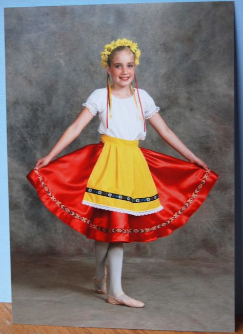 Tarantella Costume Tarantella Costume, Folk Dance, International Day, Snow White, Italy, Disney Princess, Disney