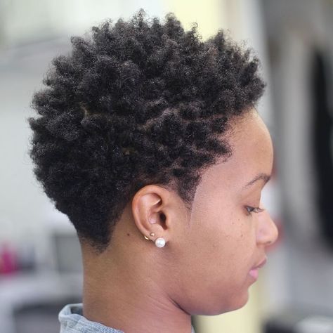 Women's Natural Haircut with Line Up Hair For Women Over 50 Short, Unique Natural Hairstyles, Mahogany Curls, Hairstyles For Short Natural Hair, Natural Hairstyles For Short Hair, Natural Golden Blonde, Combover Hairstyles, Short Natural Curls, Natural Haircuts