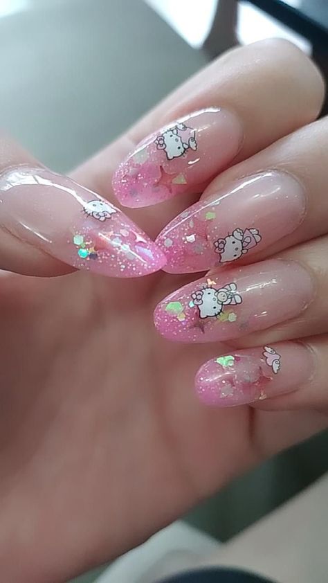 Pretty Nails Hello Kitty, Hello Kitty Nail Decals, Aesthetic Nails Hello Kitty, Nails Design Hello Kitty, Hello Kitty Sticker Nails, Hello Kitty Manicure, Hello Kitty Nails Almond, Hello Kitty Nails Simple, Hello Kitty Almond Nails