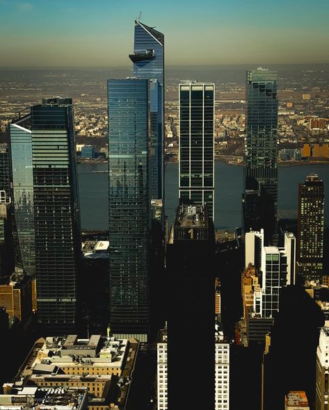 Iconic views from @empirestatebldg : 📍Chrysler Building 📍One World Trade Center | Downtown Manhattan 📍Hudson Yards Which one is your favorite - 1,2 or 3? ——— Shot on: IPhone 15 ProMax | Edited: @lightroom #esbvip #empirestatebuilding @esrtsocial #timeless_streets #newyorkcity #newyorkreels #concretejungle #dreambig #architecturephotography Manhattan | Big Apple | NYC #madewithlightroom Manhattan Project Scientists, Dream Downtown Hotel Nyc, Marymount Manhattan College, Nyc Architecture, Upper West Side Manhattan, Shot On Iphone, Hudson Yards, Downtown Manhattan, One World Trade Center