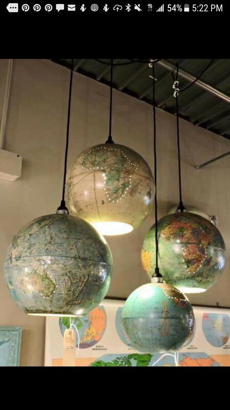 Globe Diy, Old Globe, Diy Pendant Light, Diy Lampe, Dekor Diy, World Globes, Globe Pendant Light, World Globe, Upcycled Home Decor