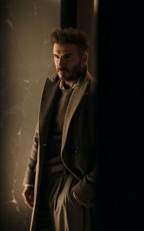 BOSS Selected by Beckham: HUGO BOSS Menswear curated by David Beckham David Beckham Style, Hugo Boss Men, Beckham Style, Mens Casual Outfits Summer, Sweat Dress, Hugo Boss Man, David Beckham, The Boss, Mens Casual