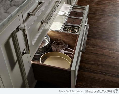 16 Stunning Kitchen Storage Ideas Baking Station, Kitchen Drawer Organizers, Bakers Kitchen, Kitchen Words, Kitchen Storage Space, Kitchen Pantry Cabinets, Transitional Kitchen, Stunning Kitchens, Kitchen Drawers