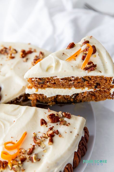 Easy Keto Carrot Cake Keto Carrot Cake, Low Carb Carrot Cake, Low Calorie Cake, Keto Whipped Cream, Blueberry Dump Cakes, Carrot Cake With Cream Cheese, Frosting Recipes Easy, Healthy Carrot Cakes, Full Fat Yogurt