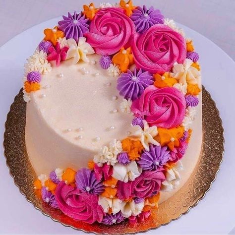 Fluffy Vanilla Cake, There's No Tomorrow, Birthday Cake Decorating Ideas, No Tomorrow, Spring Cake, Simple Cake Designs, Cake Decorating Piping, Creative Cake Decorating, Cake Decorating Frosting