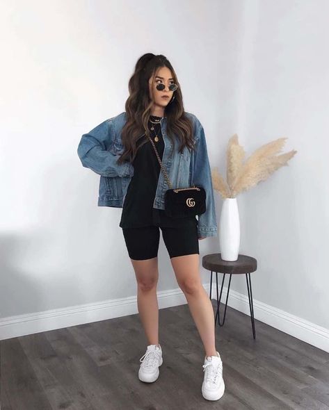 Spring Fashion Dresses, Modele Fitness, Causual Outfits, Casual Chic Outfit, Simple Trendy Outfits, Basic Outfits, Spring Outfits Casual, Teen Fashion Outfits, Cute Casual Outfits