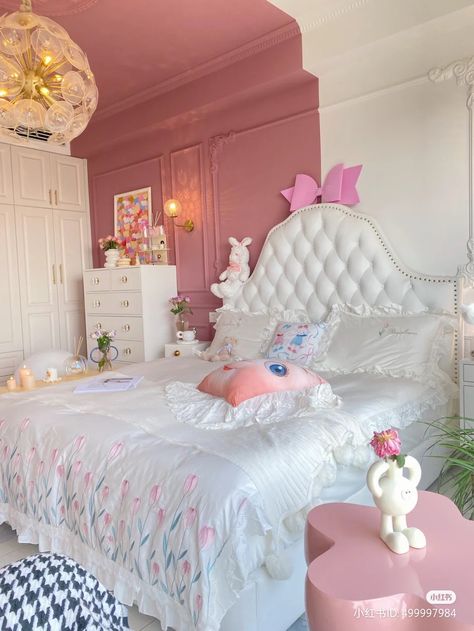 Douyin House, Bedroom Types, Pink House Interior, Rose Gold Bedroom, Japanese Living, Japanese Living Room, Room Decoration Aesthetic, Girls Room Design, Dream Closet Design