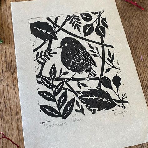 Linocut Pattern, Lokta Paper, Lino Cut, April 11, Lino Print, Robins, Linocut Prints, Christmas Designs, Wood Blocks