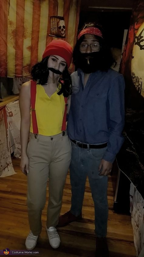 Jaylynn: This is me and my boyfrien, we've been together 3 years and we've both been potheads for even longer. Cheech And Chong Costumes, Creative Diy Costumes, Homemade Couples Costumes, Couple's Costume, Native American Halloween Costume, Cute Couples Costumes, 90s Halloween Costumes, Girl Group Costumes, Unique Couple Halloween Costumes