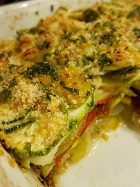 Tiella — Tomato, Potato and Summer Squash Casserole – Diary of a Tomato Summer Squash Lasagna, Recipes For The Grill, Tomato Potato, Summer Squash Casserole, Vegetable Cutlets, Coriander Chutney, Summer Squash Recipes, Potato Balls, Zucchini Tomato