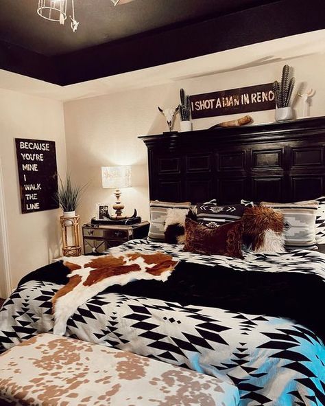 Paseo Road | Rustic Bedding on Instagram: "Sleep like a boho queen and drift off into slumber so deep, you won't hear the train a-comin' in @boho_mo1987's cozy rustic oasis.  Want to steal this look and experience the ultimate comfort? Here's what's on her bed:  - Amelia Aztec Comforter Set - Stella Quilt in King Black - Stella Boot Stitch Faux Silk Velvet Lumbar Pillow  #westernhome #westernbedroom #rusticdecor #rusticbedroom #bedroommakeover #bedroomideas" Aztec Comforter, Aztec Bedding, Velvet Lumbar Pillow, Country Bedroom Decor, Western Bedroom Decor, Western Rooms, Boho Queen, Western Bedroom, Bed Ensemble